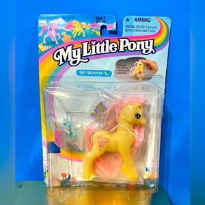 MY LITTLE PONY G2 VTG 1997 SECRET SURPRISE FRIENDS SKY SKIMMER & ACCESSO…